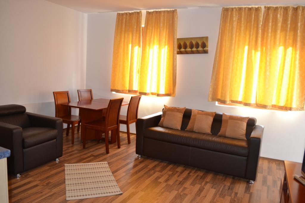 Hotel Pirin バンスコ 部屋 写真