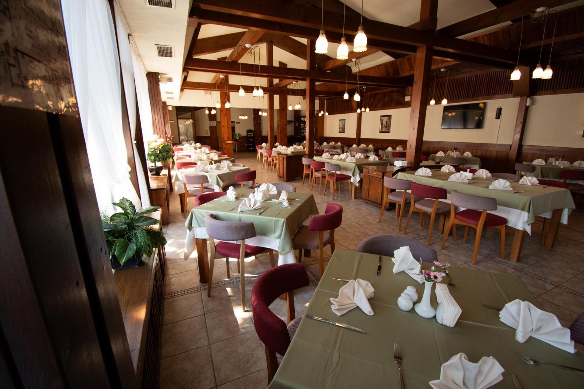 Hotel Pirin バンスコ エクステリア 写真